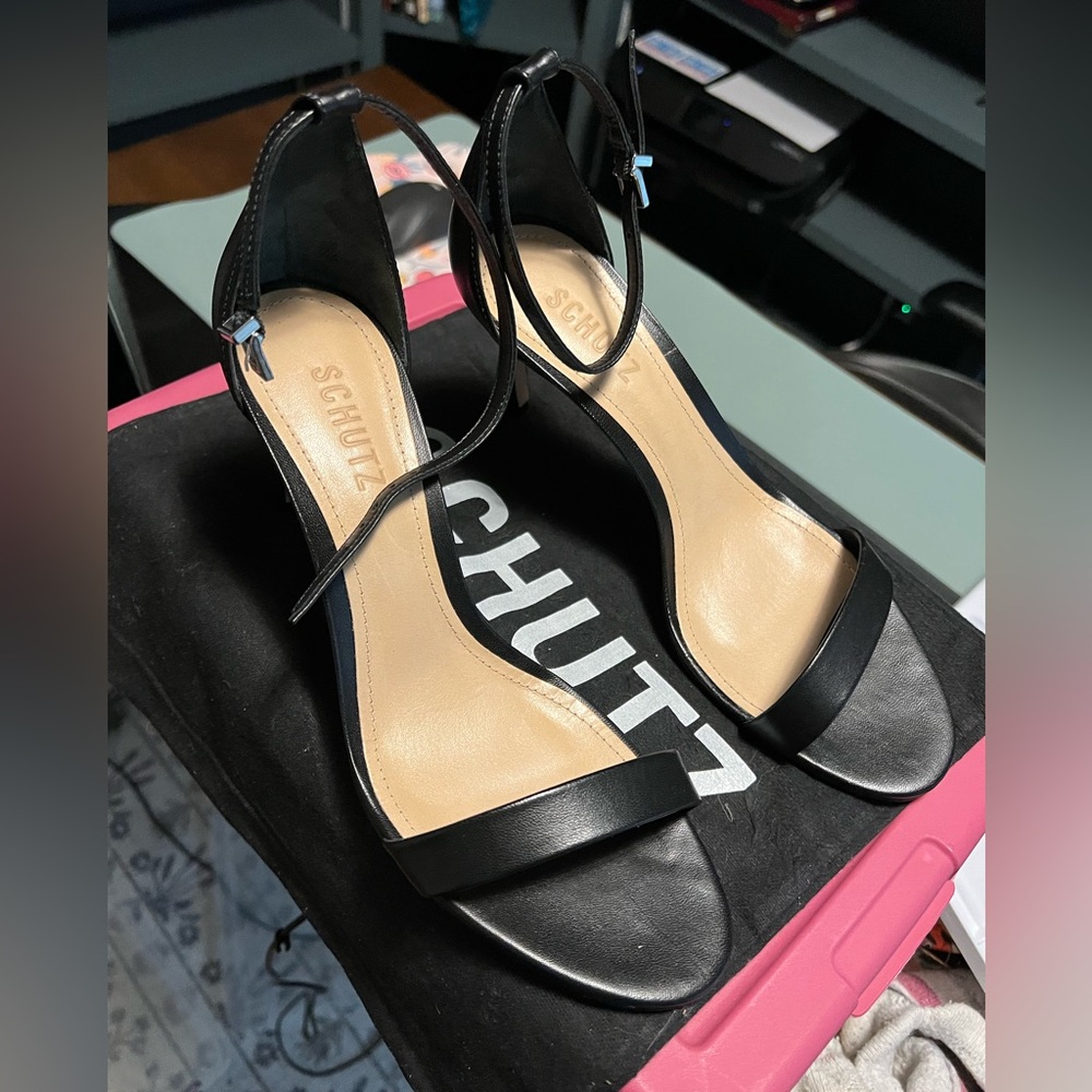 Schutz Alene Sandals Size 9